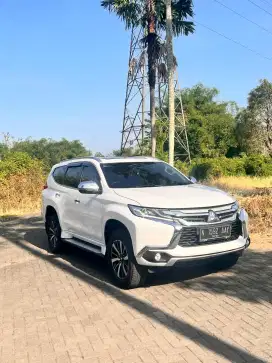Pajero sport Dakar sunroof 2020/2019 original total istimewa