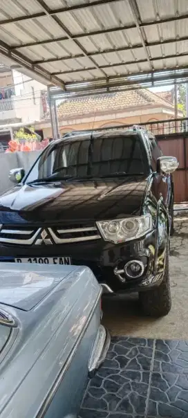 Pajero 2015 sport Dakar  hitam matic