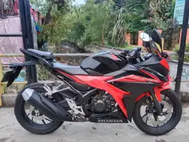 Honda CBR 150 R LED th 2018 cash/kredit