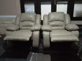 Tukang service sofa melayani sejabodetabek