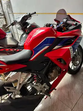 MOTOR HONDA CBR150R TRICOLOR