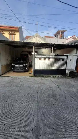 Dijual cepat rumah di cluster Tegal Perintis, nempel Summarecon Bekasi