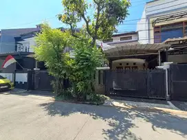 Rumah Siap Huni di Komplek Puragabaya, Hotel Ghotic Soekarno Hatta