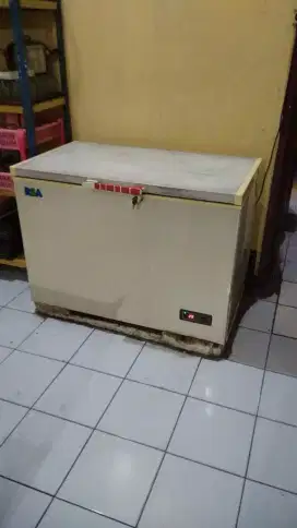 Pliser box RSA 330 liter