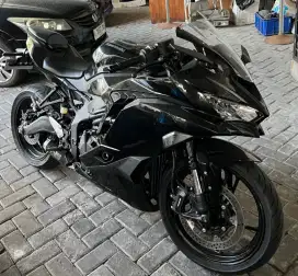 Zx25r basic like new km 1.900. Citraland