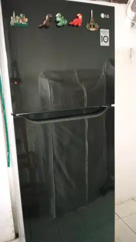 Kulkas LG 2 pintu
