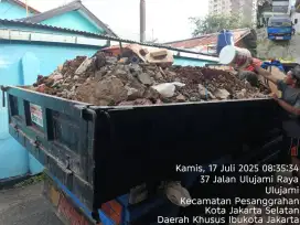 Jasa buang puing dan angkut tanah