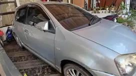 Toyota Etios Valco 2014 Bensin