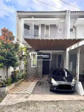 JUAL RUMAH SECOND DI CIRENDEU DEKAT MRT LEBAK BULUS LOKASI STRATEGIS