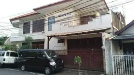 Rumah 2 Lantai Cocok Untuk Kantor Kawasan Menteng JakPus  8543