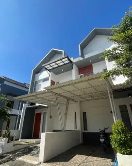 Villa 2 lantai murah kota batu selangkah ke berbagai wisata populer