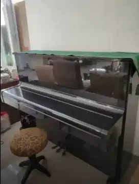 Piano Yamaha Type U-1 Jepang