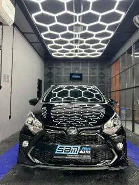 AGYA GR 1.2 BENSIN 2022 HITAM AT