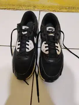 Sepatu Nike air max 90 black white