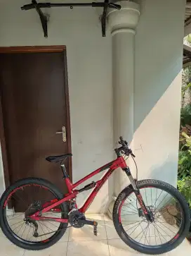 Sepeda Polygon Siskiu D5 ( not pacific xtrada United Clovis thrill )