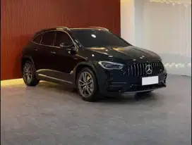 Mercedes Benz GLA35 AMG 2.0 AT Tahun 2022