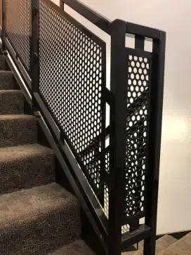 Bengkel las tralis pintu pagar gerbang kanopi tangga