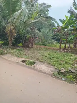 Tanah murah pinggir jalan akses masuk 2 mobil