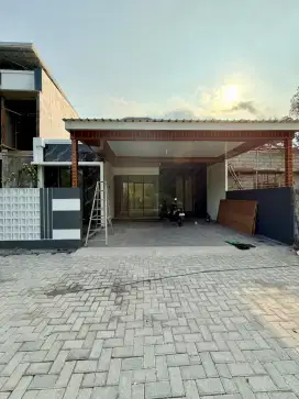 RUMAH MEWAH LIMASAN MODERN - TATA RUANG NYAMAN DI Jl KALIURANG KM13