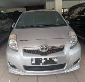 Toyota Yaris S 2011 Silver metalik manual