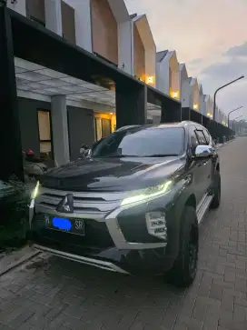 Pajero Sport 4x2 Dakar 2021