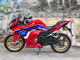 Dp 1jt cicil mulai 700rban honda CBR 150 R r15 150R,ktp luar bs kredit