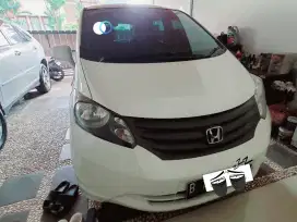 Honda Freed S 2011
