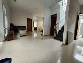 termurah  rumah lux mekarwangi bandung tengah