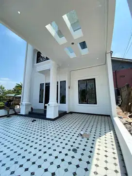 Sebuah Hunian Dalam Cluster  Dengan Dengan Desain Klasik Eropa.