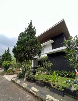 termurah  rumah lux pool furnish resort dago pakar bandung utara