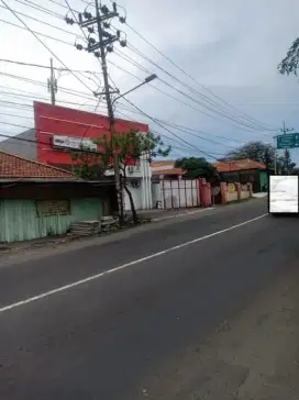 Rumah usaha raya mastrip