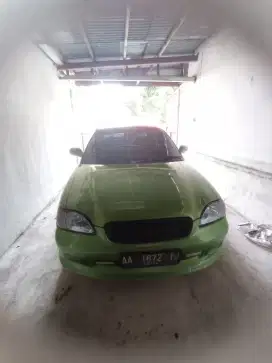 Suzuki baleno 2002