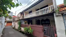 Rumah Kost Lokasi Strategis di Tebet Barat dekat Gedung Gelael