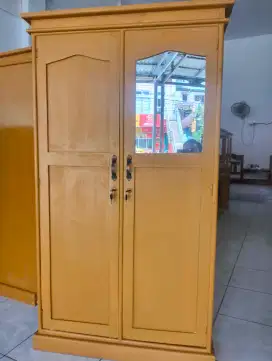 Lemari pakaian pintu 2 ukuran 45x85cm tinggi 150cm