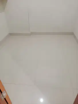 Disewakan apartemen tipe 2 kmr kosongan bersih murah jakarta barat