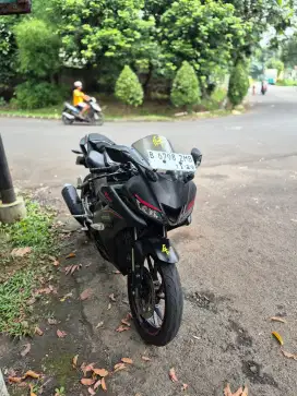 Yamaha R15 V3 tahun 2017 pajak hidup panjang