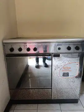 Jual Kompor Gas Modena 4 Tungku + Oven