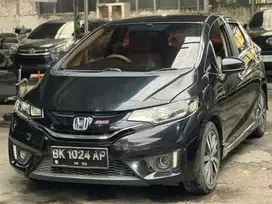 Honda Jazz RS 1.5 M/T 2015 Hitam