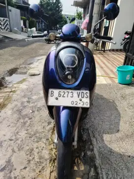 motor Scoopy tahun 2011