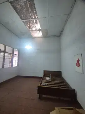 For Rent, Ruang Usaha Bangunan Lama, Di Mainroad Dago Bawah, Bandung