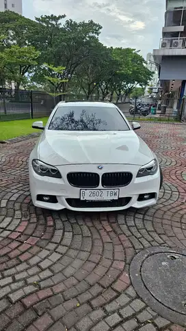 BMW 520i 2015 Bensin