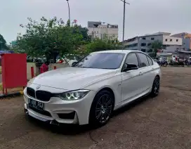 Bmw 320i 2015 sport full modif low km