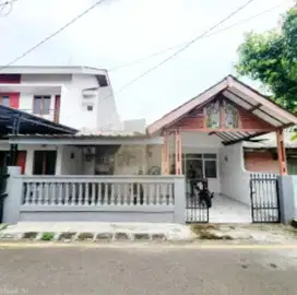 Dijual Cepat Rumah Siap Huni di Komplek Sapta Taruna, Bekasi Timur