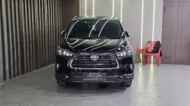 TOYOTA INNOVA VENTUTER 2.4 AT 2021