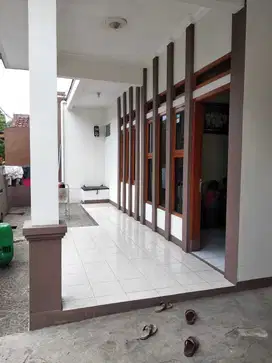 Jual Rumah Tenang dan Nyaman di Komplek Pasir Pogor Bandung, Strategis