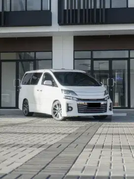 Toyota Vellfire GS Sport 2013