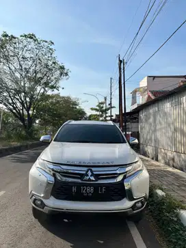 Mitsubishi Pajero Sport (2020)