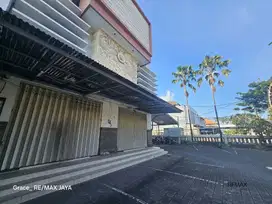 Ruko 3 Lantai Hadap Barat Disewakan, di Denpasar Barat