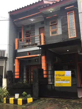 Dijual Cepat Rumah Rangka Jati di Puri Taman Asri, Pagesangan Surabaya