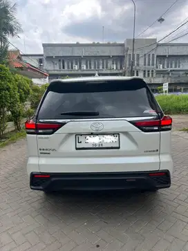 Km18rb|| zenix G hybrid 2023 (L) tg1 dr bru innova inova